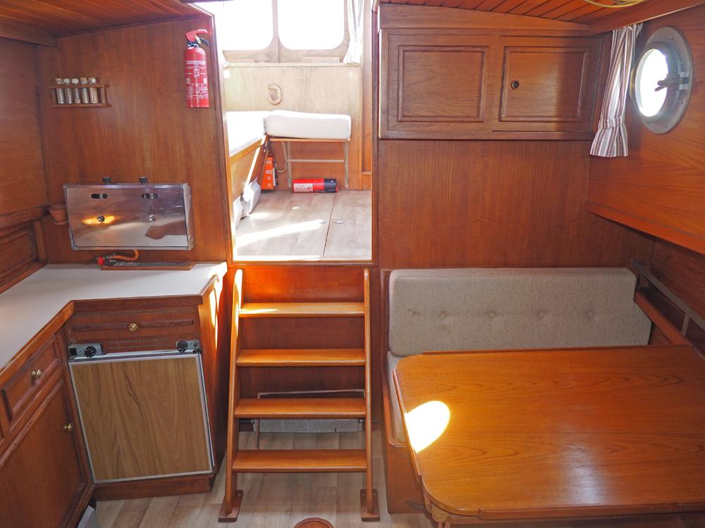 Cabin en avant, H&eacute;bergements